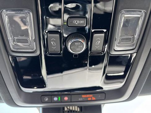 New 2026 Chevrolet Suburban LT w/ Comfort Package AWD/4WD image 28