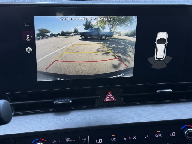 Used 2023 Kia Sportage EX FWD image 15
