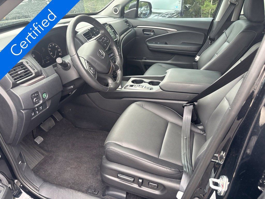 Certified 2025 Honda Ridgeline RTL image 9