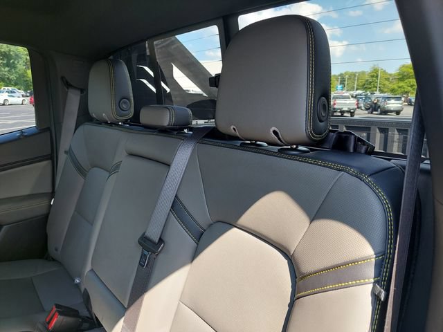 Certified 2025 Chevrolet Colorado ZR2 w/ Midnight Edition AWD/4WD image 37