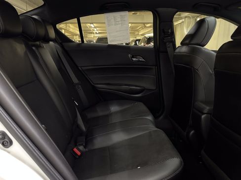 Used 2018 Acura ILX FWD image 20