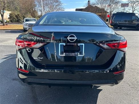 Used 2024 Nissan Sentra S w/ Lighting Package image 4