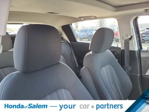 Used 2016 Chevrolet Sonic LT w/ Fun and Sun Package image 13