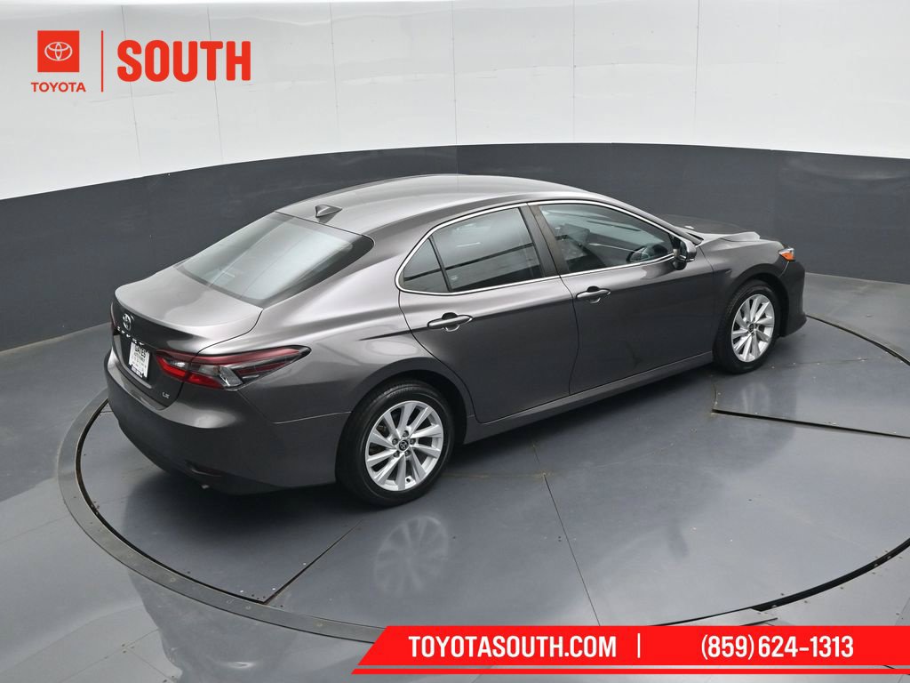 Used 2022 Toyota Camry LE FWD image 42