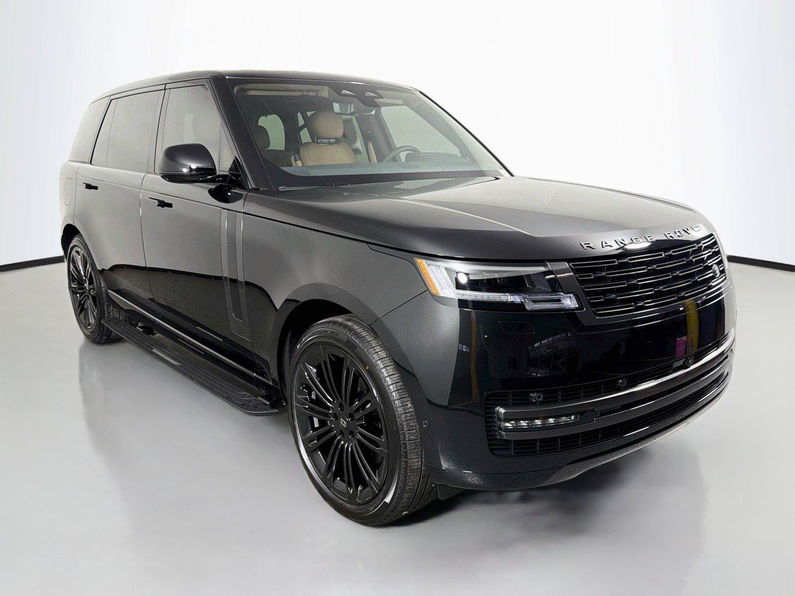New 2027 Land Rover Range Rover Long Wheelbase SE AWD/4WD image 3