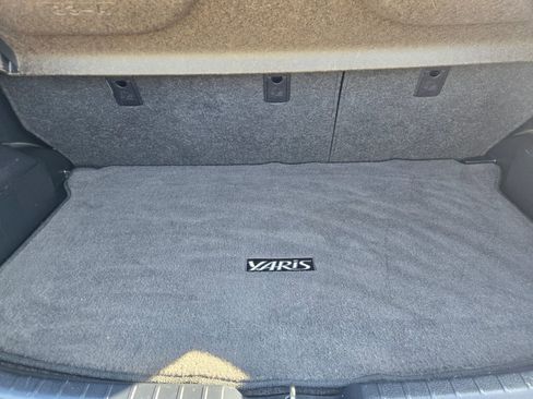 Used 2012 Toyota Yaris SE image 14