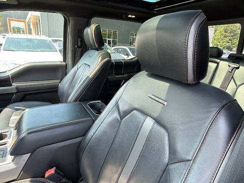 Used 2018 Ford F150 Platinum w/ Equipment Group 701A Luxury AWD/4WD image 17