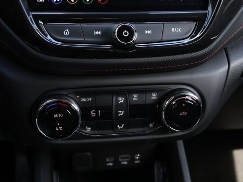 Used 2023 Chevrolet TrailBlazer RS w/ Convenience Package FWD image 24