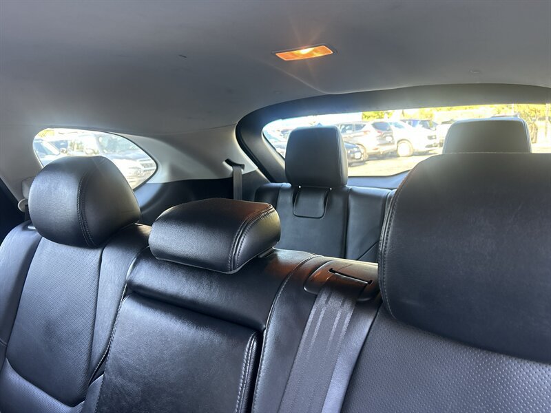 Used 2018 MAZDA CX-9 Touring AWD/4WD image 11