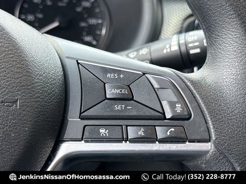 Certified 2024 Nissan Kicks SV FWD image 39