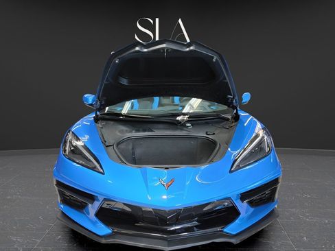 Used 2025 Chevrolet Corvette Stingray Premium Cpe w/ Z51 Performance Package RWD image 28