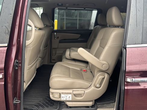 Used 2014 Honda Odyssey EX-L image 18