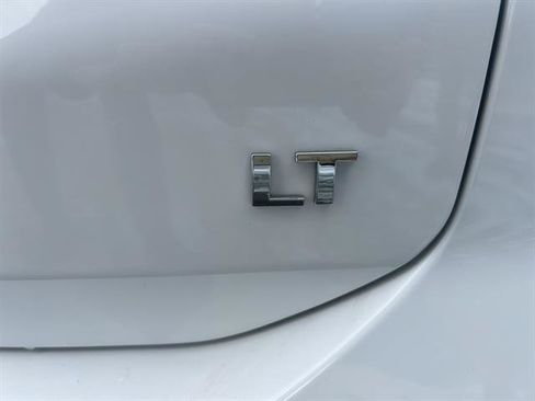 Used 2018 Chevrolet Equinox LT w/ LPO, Protection Package image 37