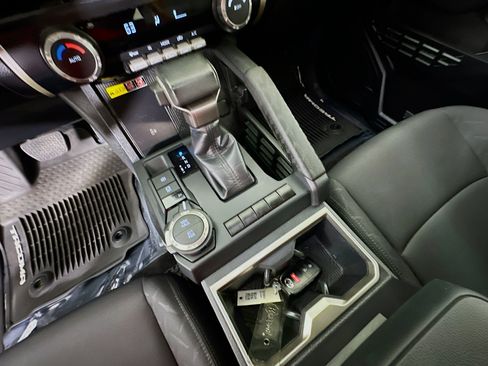 Used 2024 Toyota Tacoma SR5 w/ SR5 Upgrade Package image 22