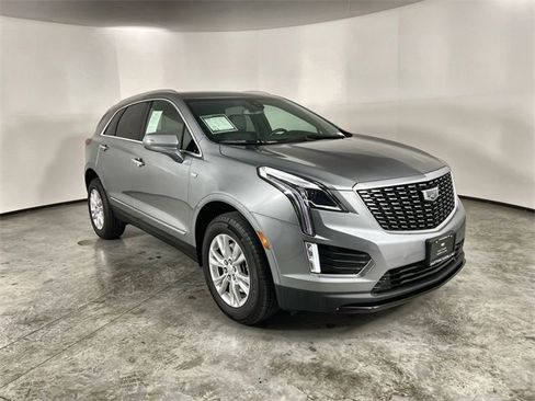 Used 2025 Cadillac XT5 Luxury image 2