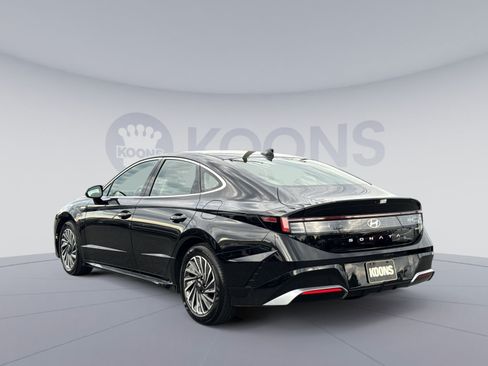 Used 2025 Hyundai Sonata SEL FWD image 4