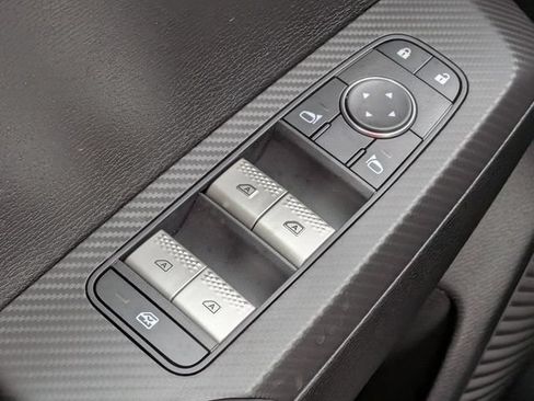New 2026 Mitsubishi Outlander LE FWD image 23