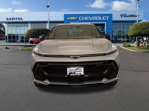 New 2026 Chevrolet Equinox EV RS image 6