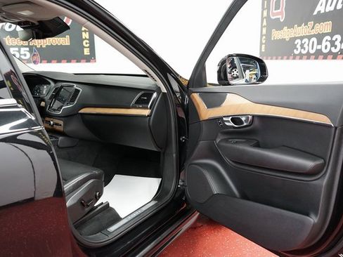 Used 2022 Volvo XC90 T6 Momentum image 39