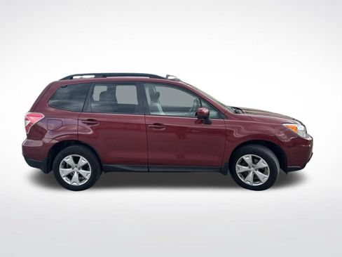 Used 2015 Subaru Forester 2.5i Premium AWD/4WD image 3