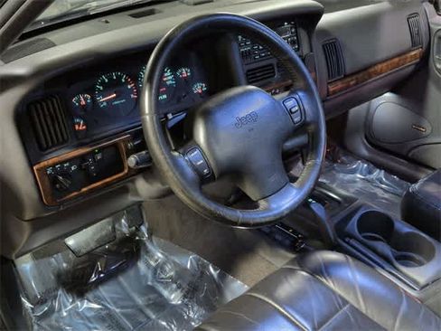 Used 1996 Jeep Grand Cherokee Limited image 10