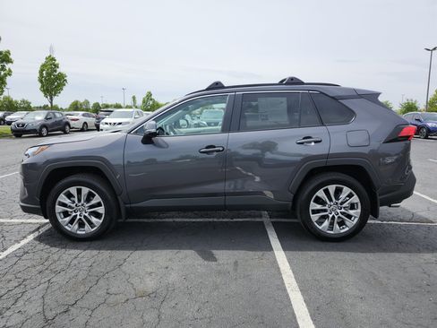 Used 2025 Toyota RAV4 XLE Premium w/ Weather Package AWD/4WD image 14