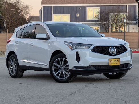 Certified 2023 Acura RDX FWD w/ Technology Package image 2