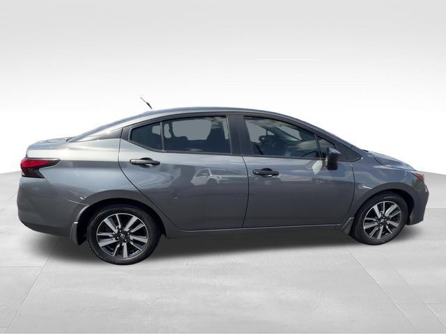 Used 2025 Nissan Versa S w/ S Plus Package FWD image 7