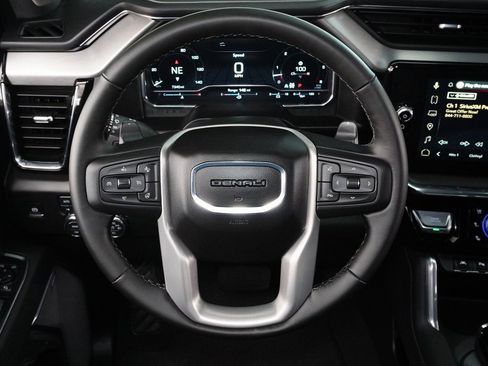 Used 2025 GMC Sierra 1500 Denali image 18