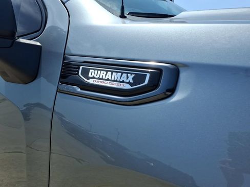 Used 2024 GMC Sierra 1500 AT4 w/ Technology Package AWD/4WD image 10