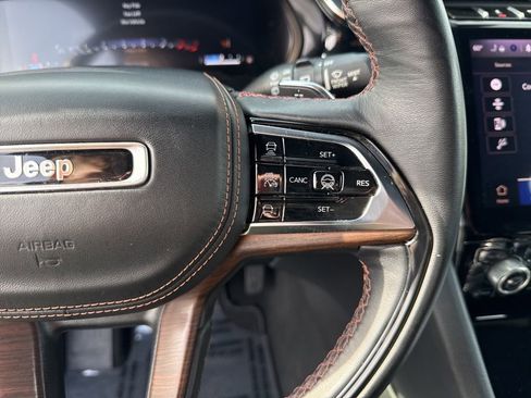 Used 2023 Jeep Grand Cherokee L Summit w/ Advanced Protech Group IV image 32