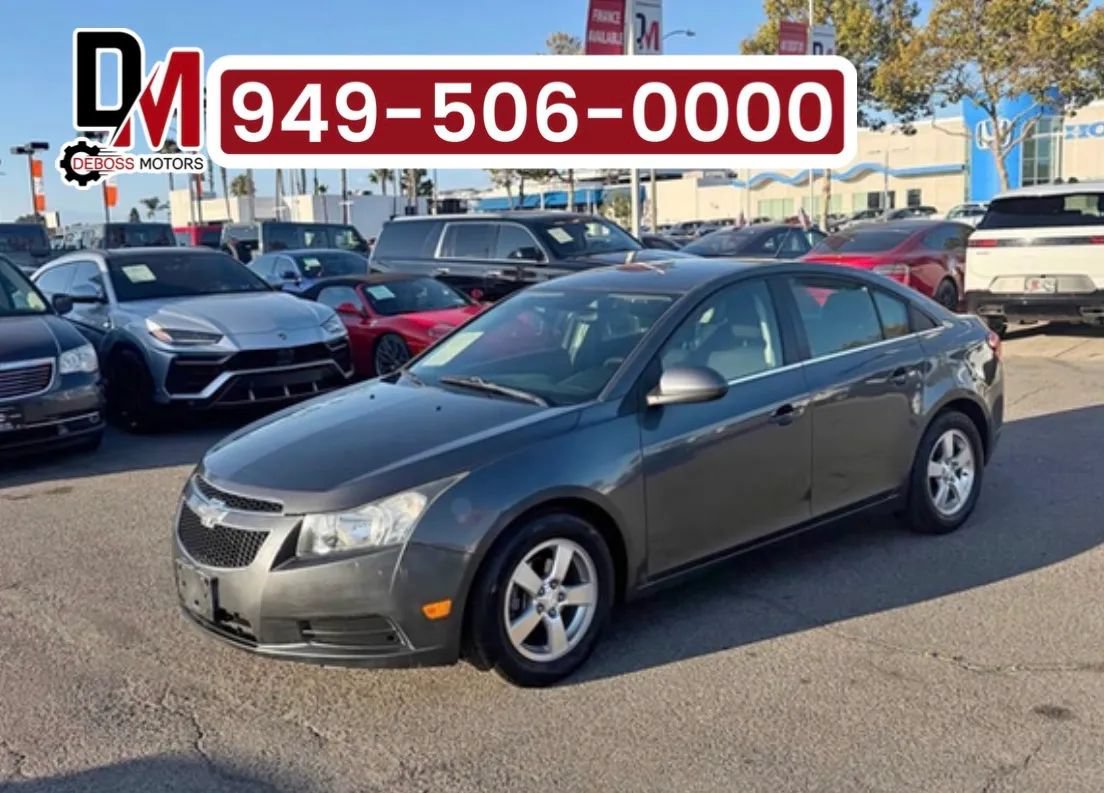 Used 2013 Chevrolet Cruze LT FWD image 1