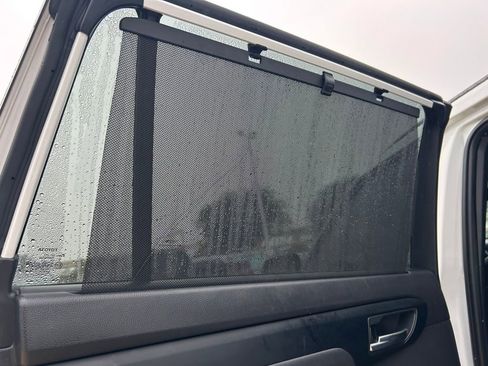 Used 2023 Toyota Highlander XSE image 18