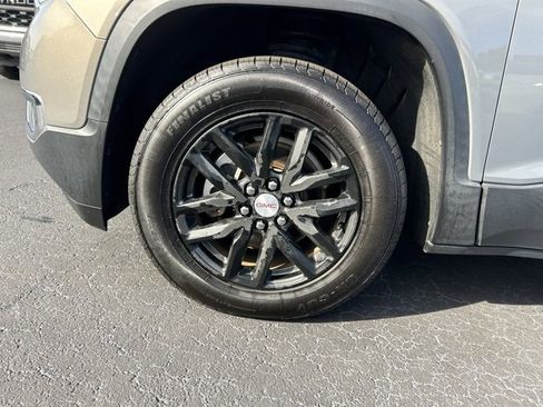 Used 2019 GMC Acadia SLT image 9