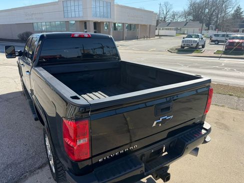 Used 2018 Chevrolet Silverado 2500 LTZ w/ Duramax Plus Package image 8