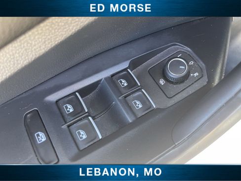 Used 2025 Volkswagen Jetta Sport image 21