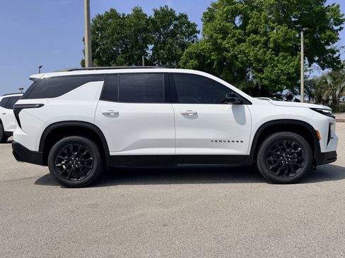 New 2026 Chevrolet Traverse LT w/ Midnight/Sport Edition image 4