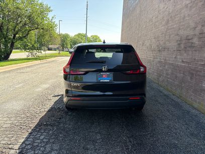 Used 2025 Honda CR-V LX