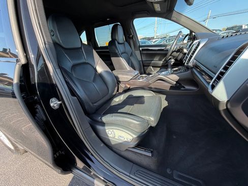 Used 2012 Porsche Cayenne image 14