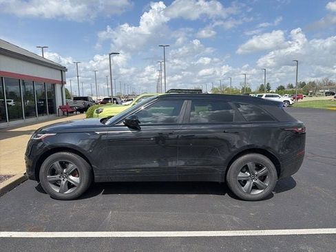 Used 2022 Land Rover Range Rover Velar R-Dynamic S image 3