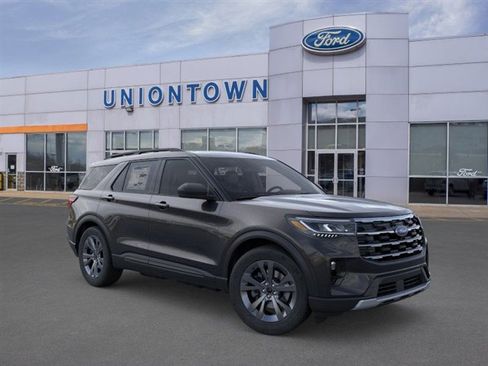 New 2026 Ford Explorer Active image 7