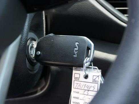 Used 2023 Kia Forte LXS FWD image 16