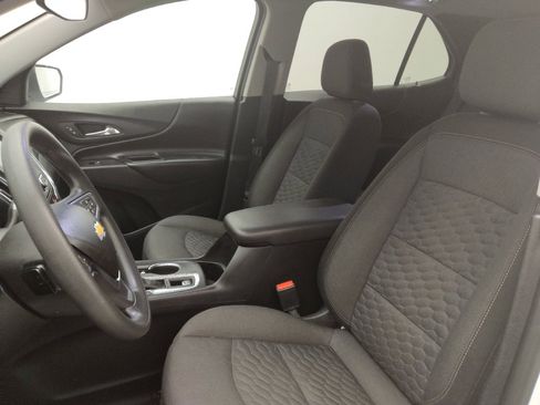 Used 2019 Chevrolet Equinox LT image 17