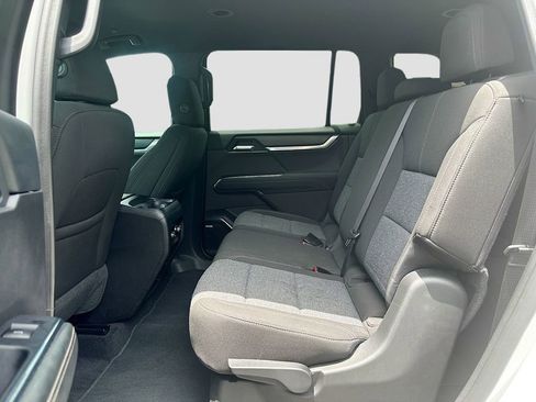 Used 2025 GMC Acadia Elevation FWD image 20