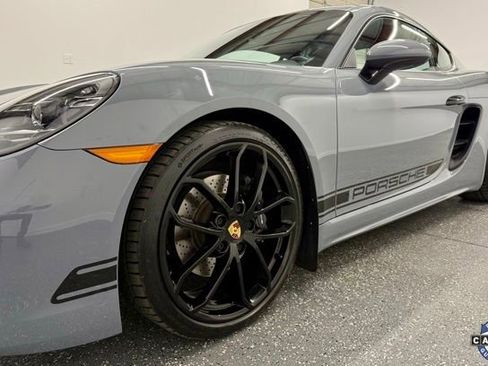 Used 2024 Porsche 718 Cayman image 16
