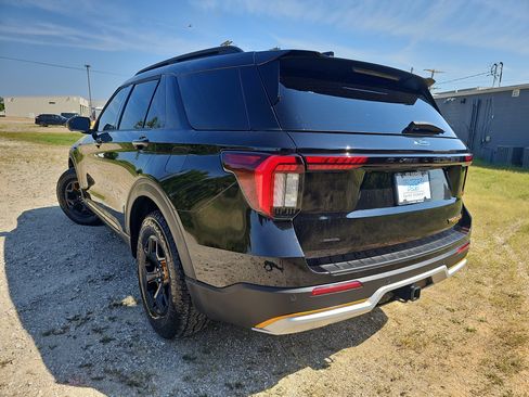 Used 2026 Ford Explorer Tremor w/ Tremor Ultimate Package AWD/4WD image 6
