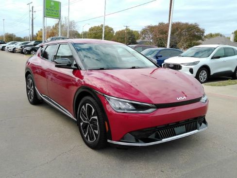 Used 2023 Kia EV6 Wind image 4