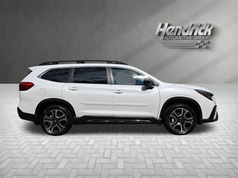 Used 2025 Subaru Ascent Limited w/ Popular Package #1 image 10