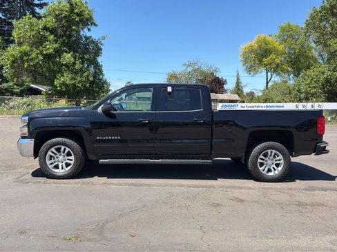Used 2018 Chevrolet Silverado 1500 LT w/ All Star Edition AWD/4WD image 26