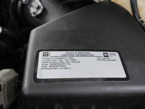 Used 2021 GMC Sierra 1500 Denali w/ Driver Alert Package II AWD/4WD image 23